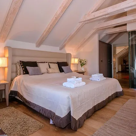 5br Centre Hvar - What'app - 0034-602-688-707 - For Reservations! Hotel Hvar Town